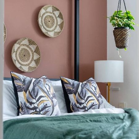Stylish Cardiff City Apartment Kültér fotó